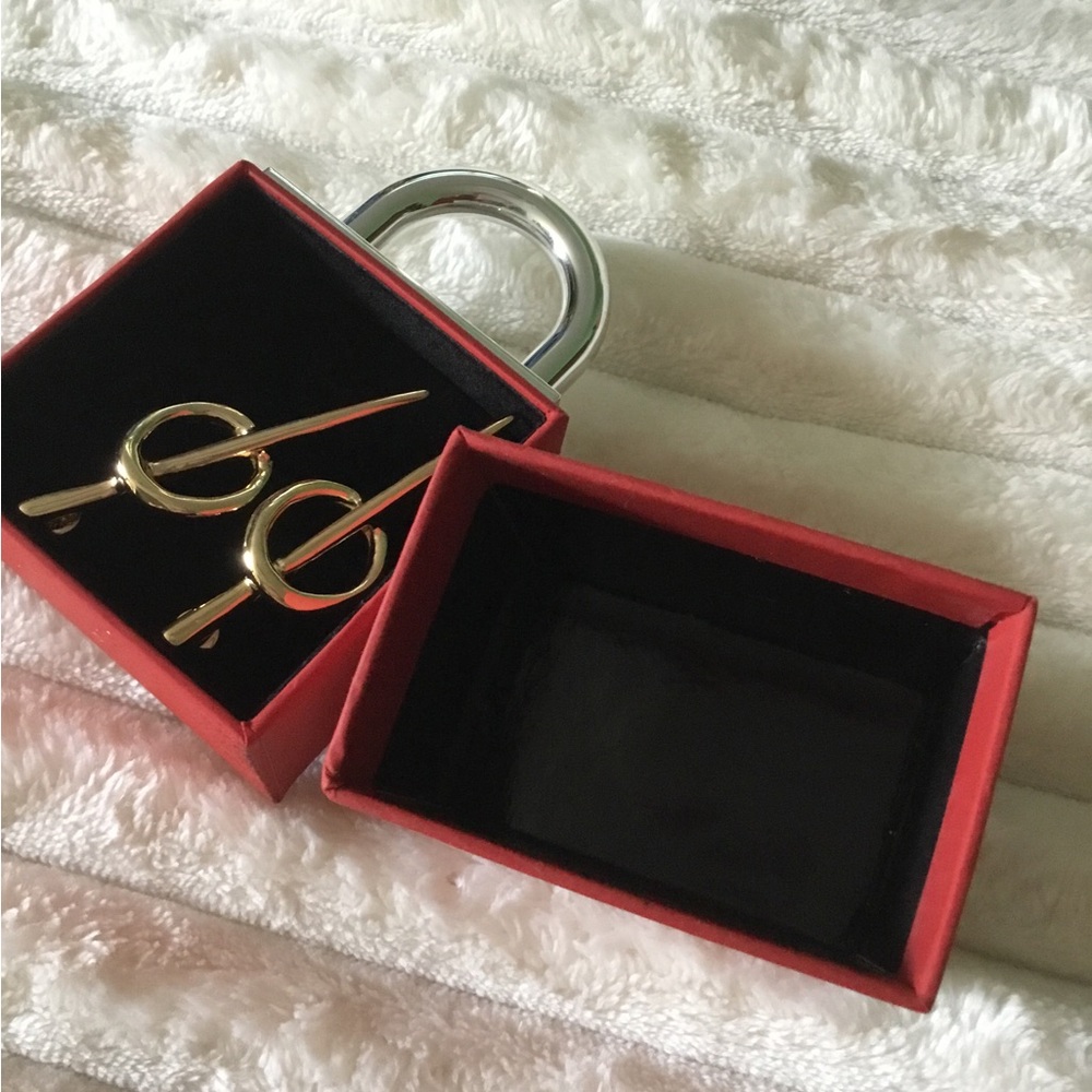 Gold Open Circle cufflink - None gender Accessories